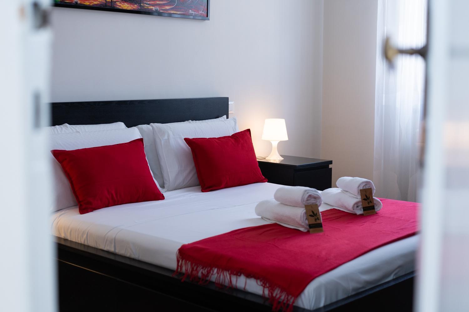 3 Suite Esclusive Con Balcone In Centro Citta, Mare A 450M, Prenota Ora! ペスカーラ エクステリア 写真