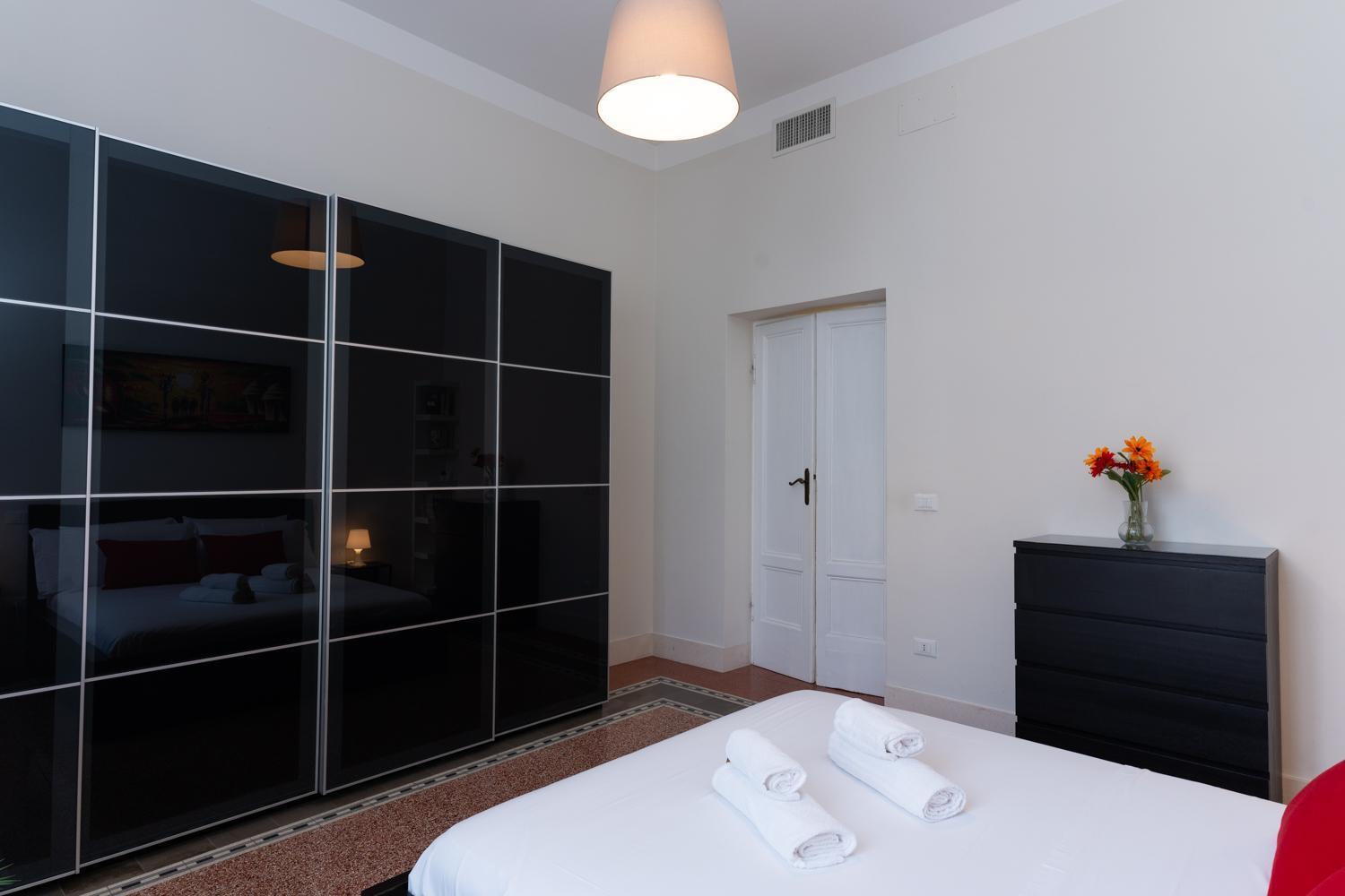 3 Suite Esclusive Con Balcone In Centro Citta, Mare A 450M, Prenota Ora! ペスカーラ エクステリア 写真